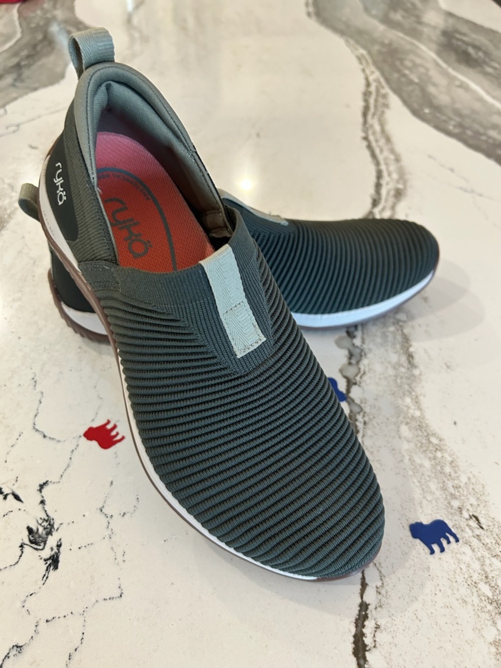 NWOB Ryka Echo Knit slip on sneakers - Green / Neutral - 9M
